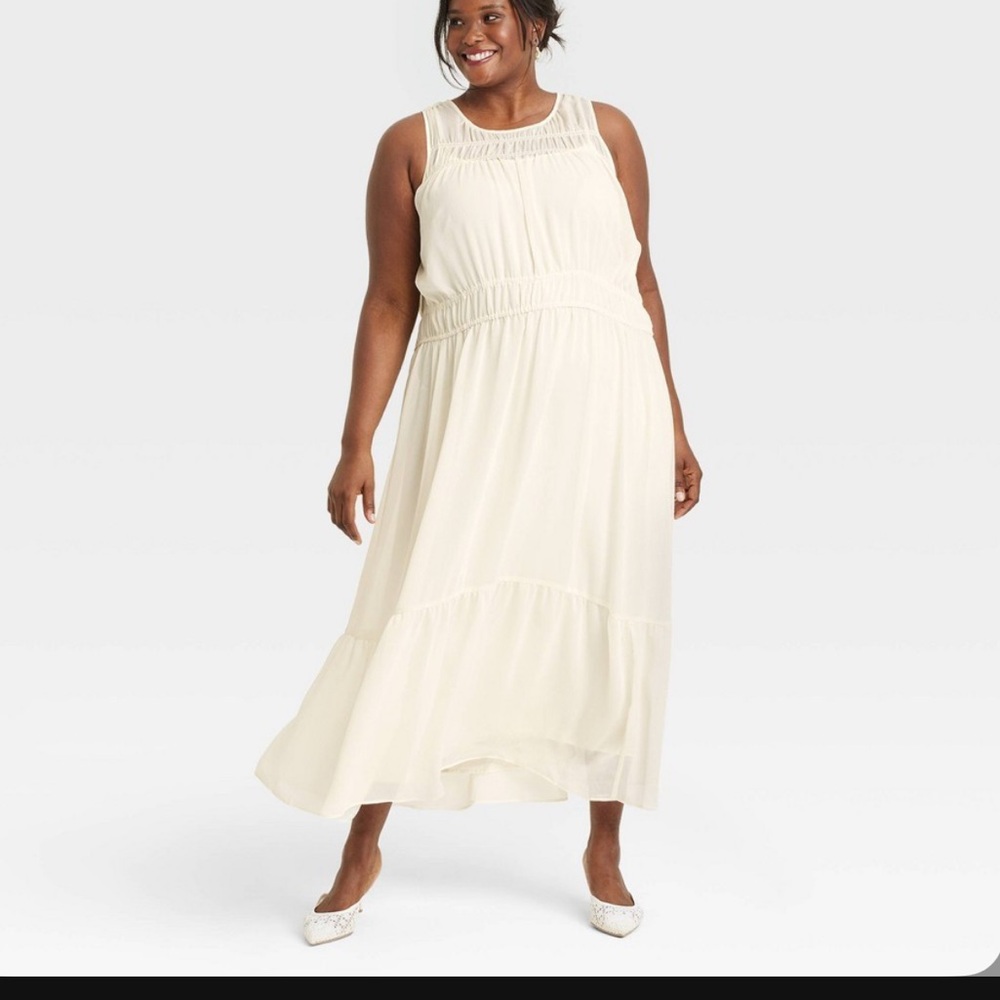 Elegant Cream Maxi Dress 1X 4X - Picture 2 of 4